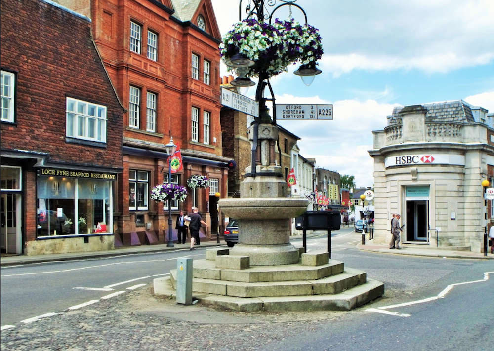 Sevenoaks_main_street.png