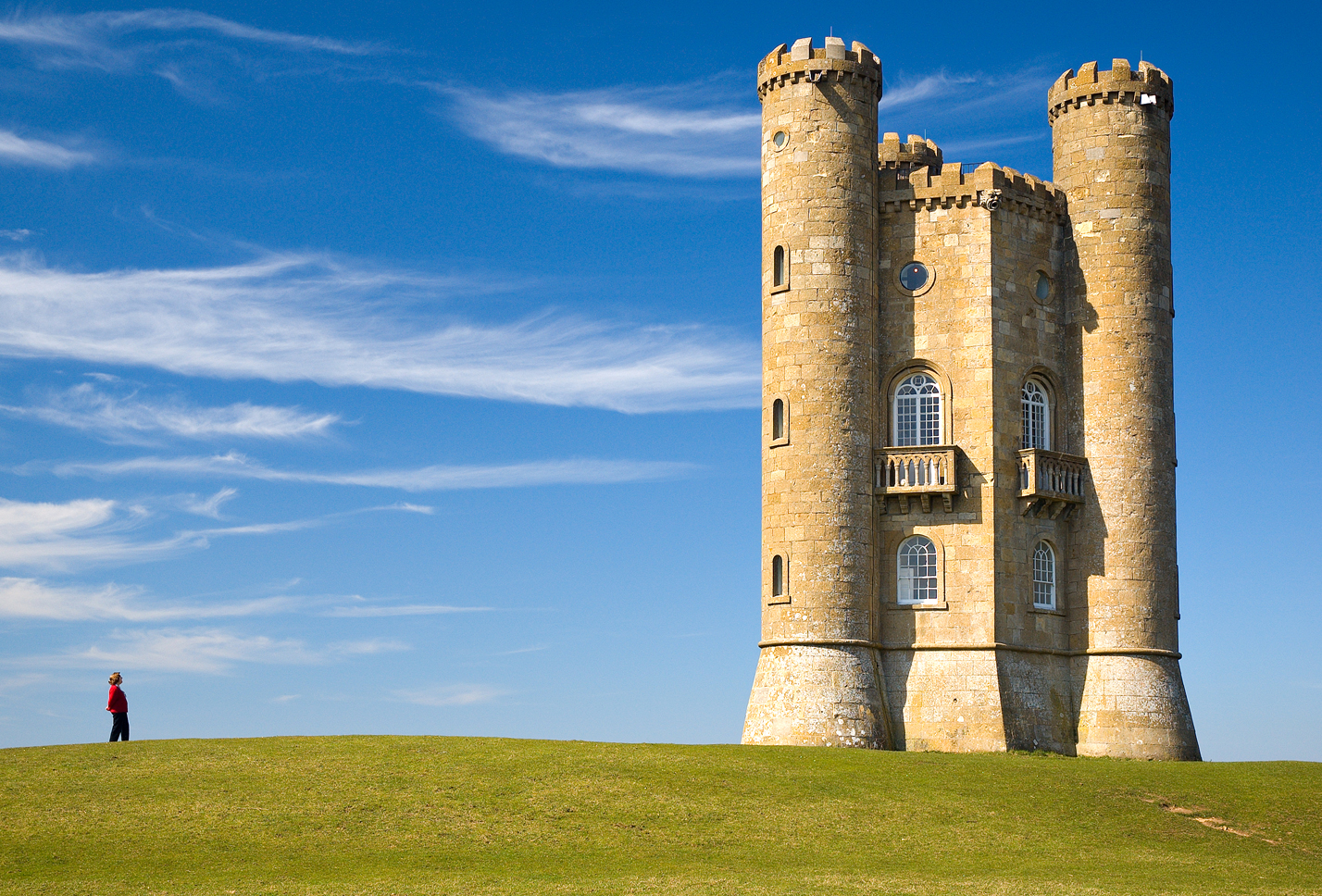 broadway_tower.jpg