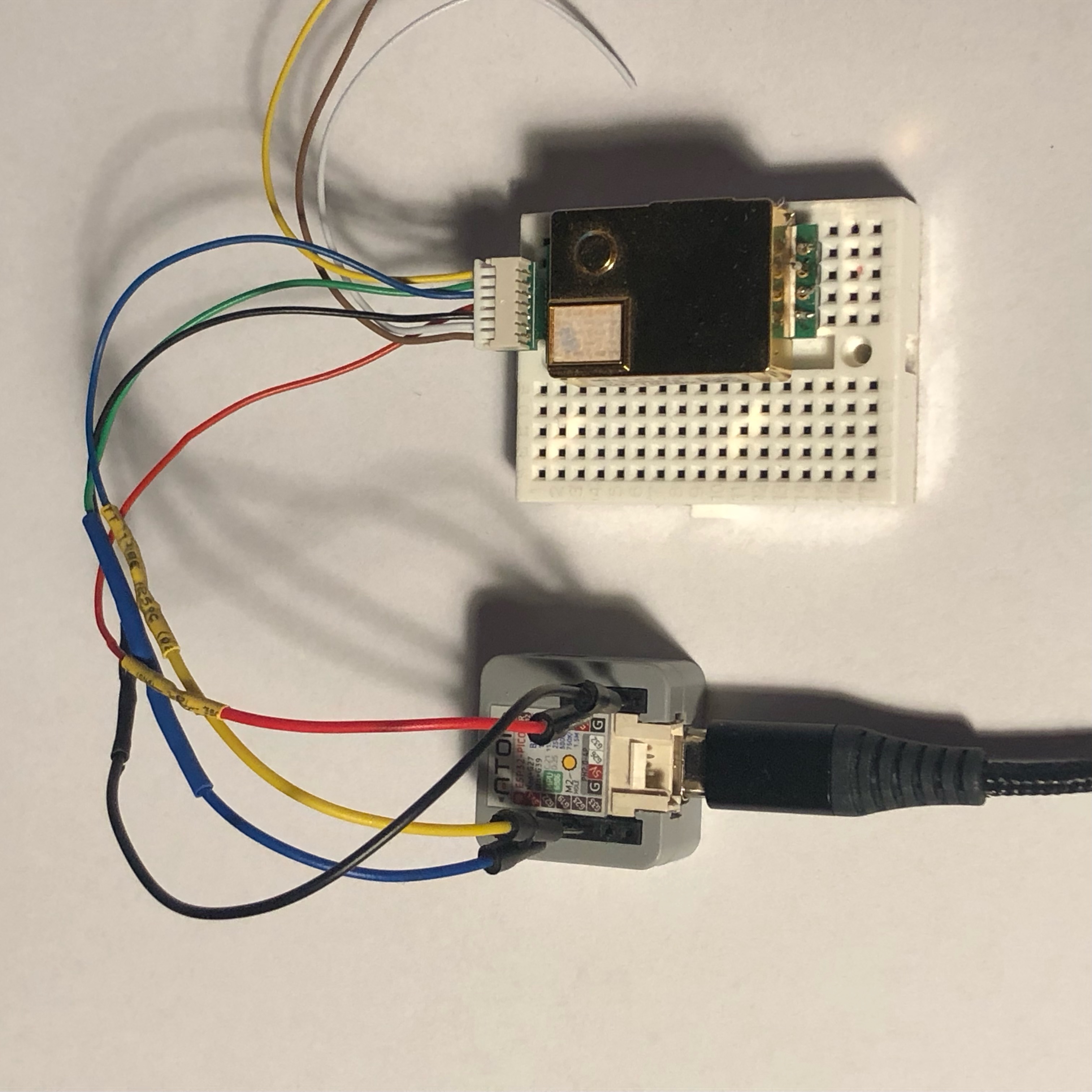 M5 Atom and MH-Z19b overview photo.jpeg