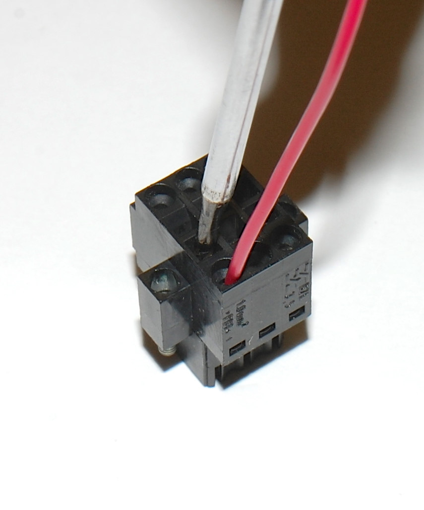 power-connector-1.png