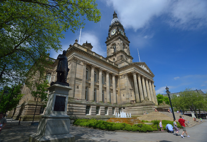 bolton_town_hall.jpg