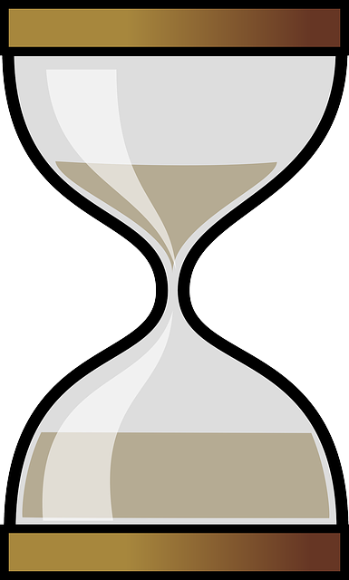 hourglass-23353_640.png